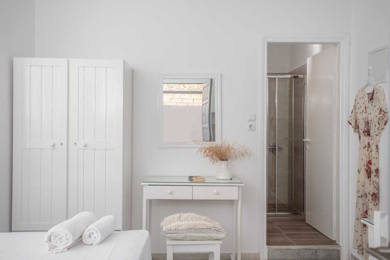 Ippokampos Town Apartments Naxos City ภายนอก รูปภาพ