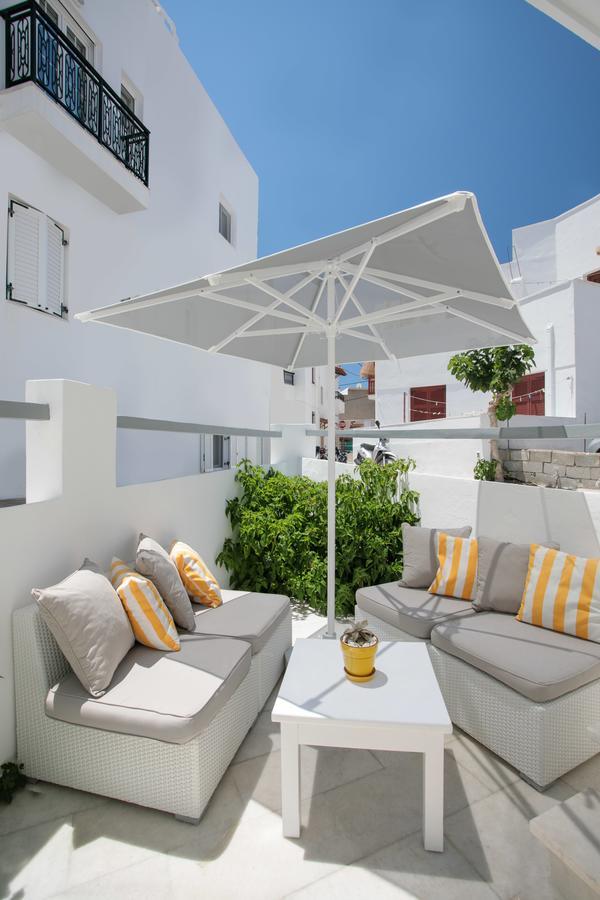 Ippokampos Town Apartments Naxos City ภายนอก รูปภาพ